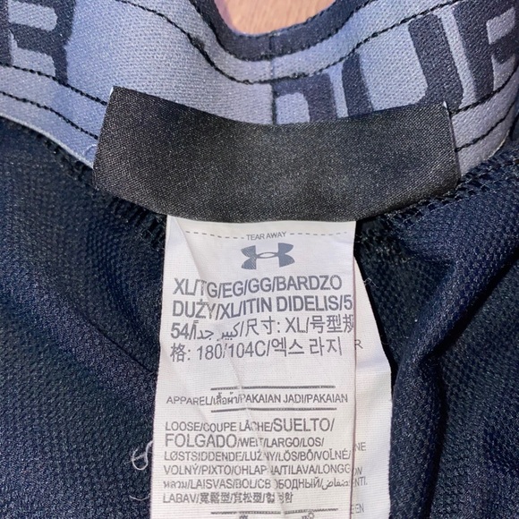 Under Armour Shorts - Picture 4 of 4